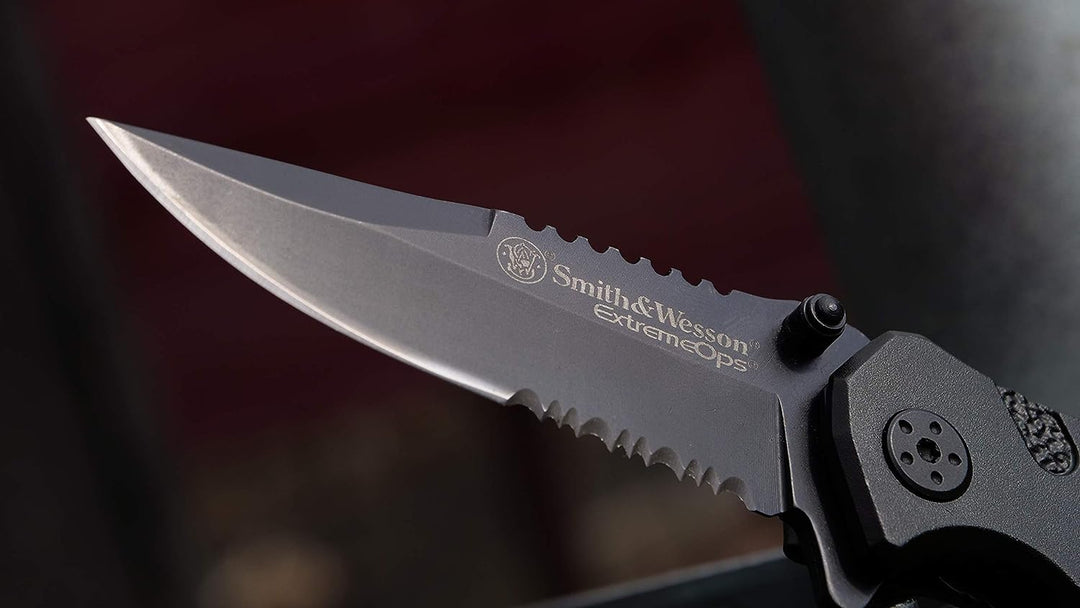 Discover the Smith & Wesson SWA24S Folding Knife: Your New EDC